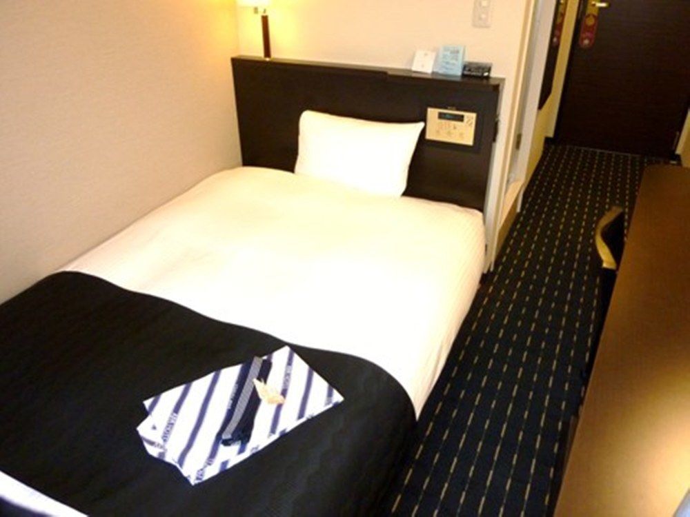 Apa Hotel Niigata Tsubamesanjo Ekimae Kültér fotó